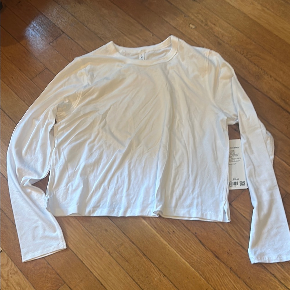 White Long Sleeve Crop Tee